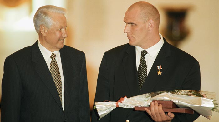 Александр Карелин и Борис Ельцин