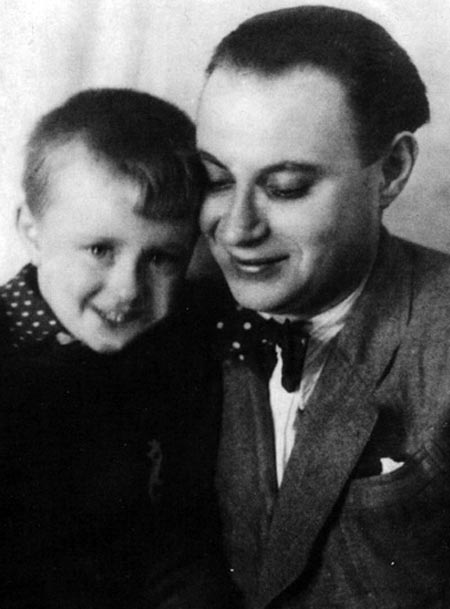 Александр Менакер и сын Андрей Миронов