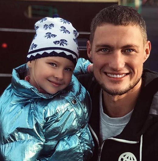 Александр Задойнов с дочерью