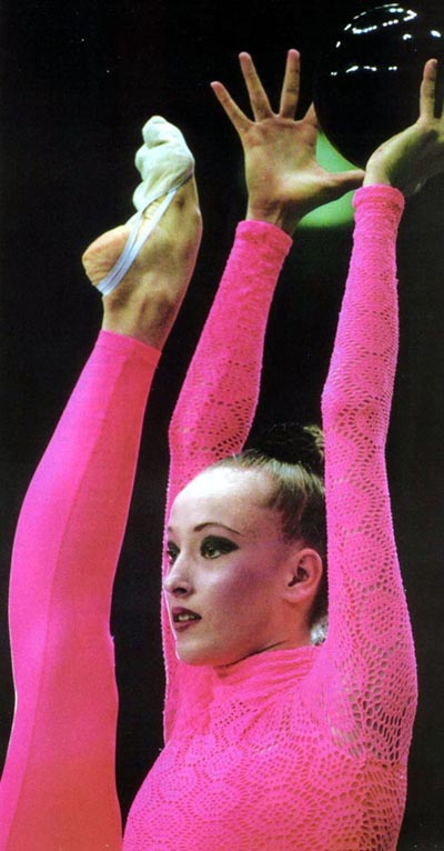 художественная гимнастка Амина Зарипова
