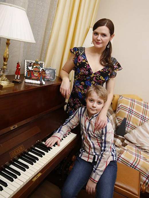 Дарья Калмыкова и сын Макар