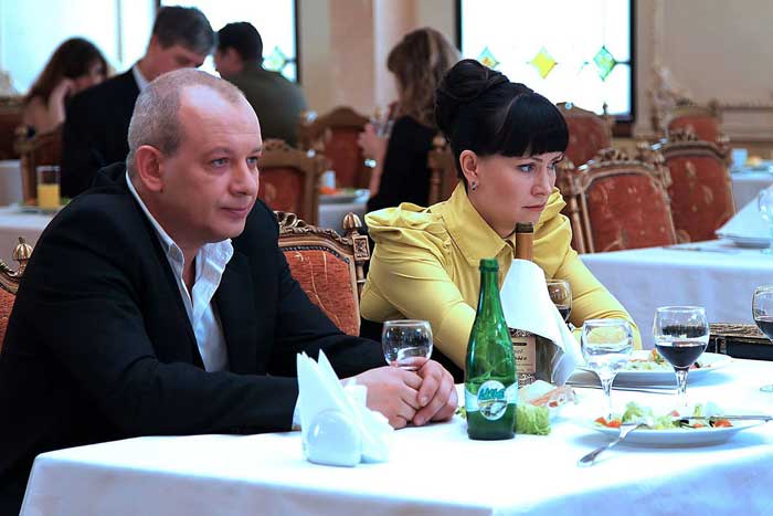 Дмитрий Марьянов в роли Савельева