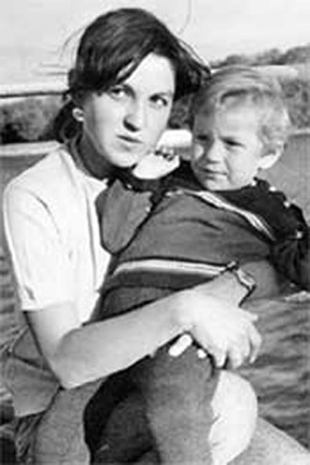Фатима Кладо с сыном Антоном