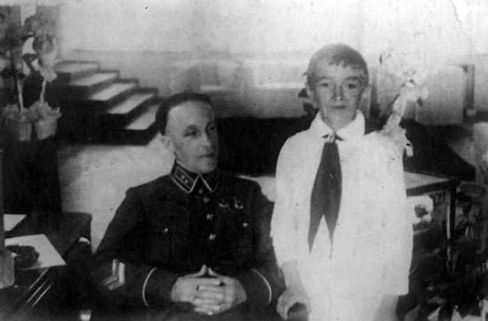 Дмитрий Карбышев и сын Алексей