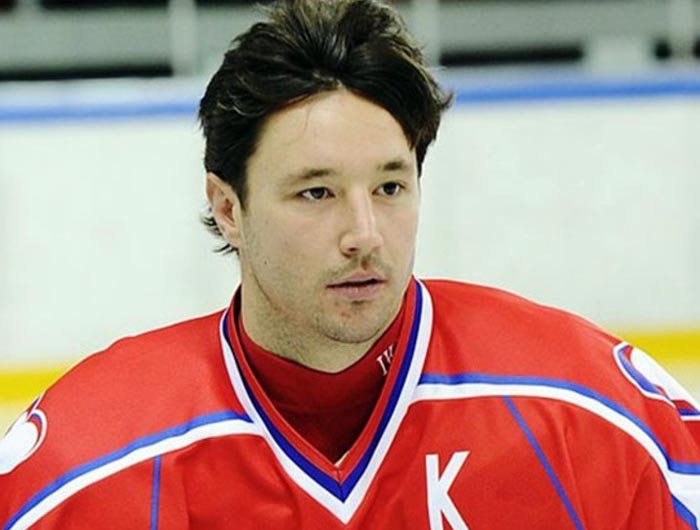 хоккеист Илья Ковальчук