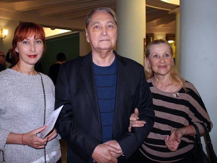 Ирина Коренева с родителями