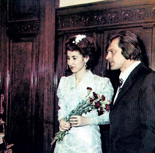 Лариса Копенкина и первый муж Борис Беззубов