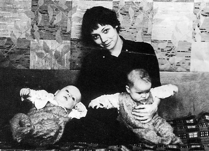 Мария Арбатова с сыновьями