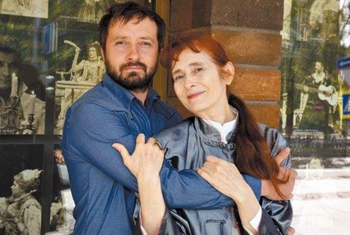 Наталья Коляканова и сын Даниил Белых