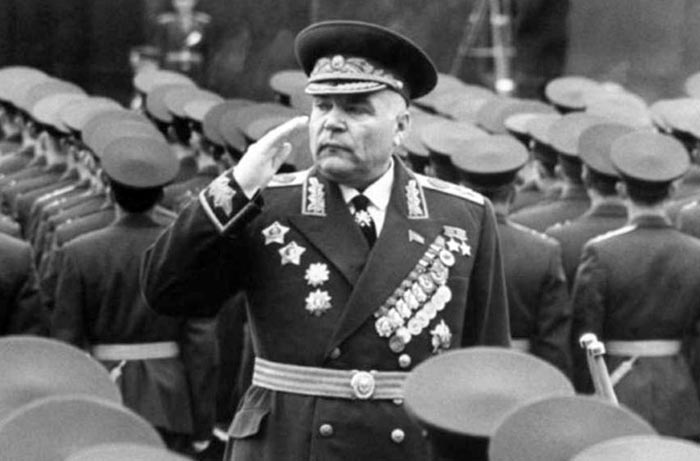 Родион Малиновский на военном параде