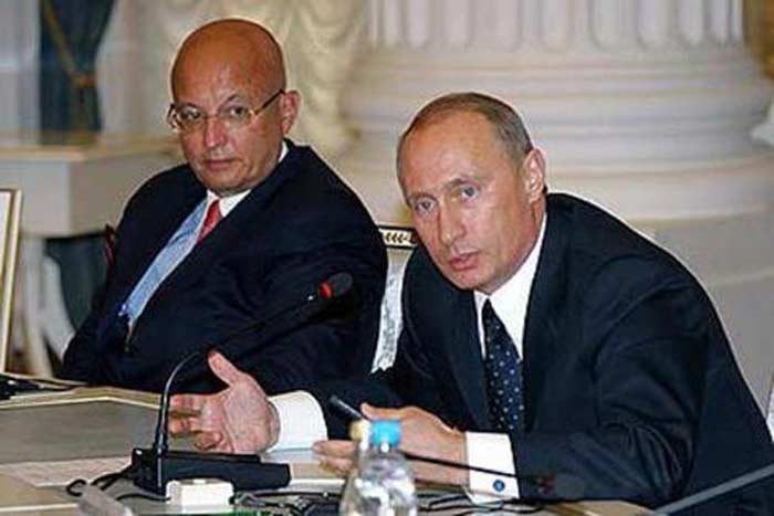 Сергей Караганов и Владимир Путин