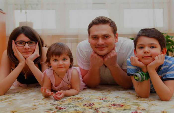 Александр Пашков с детьми от первого брака