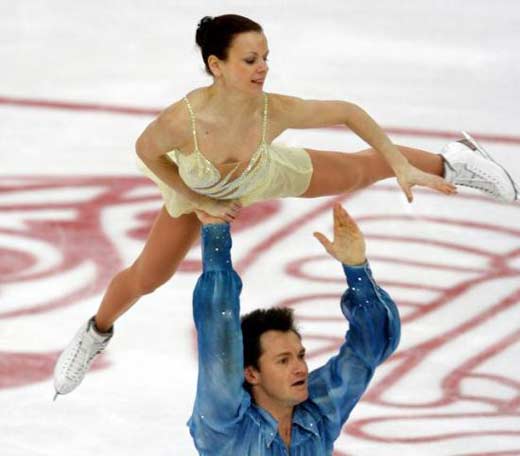 Алексей Тихонов и Мария Петрова на льду