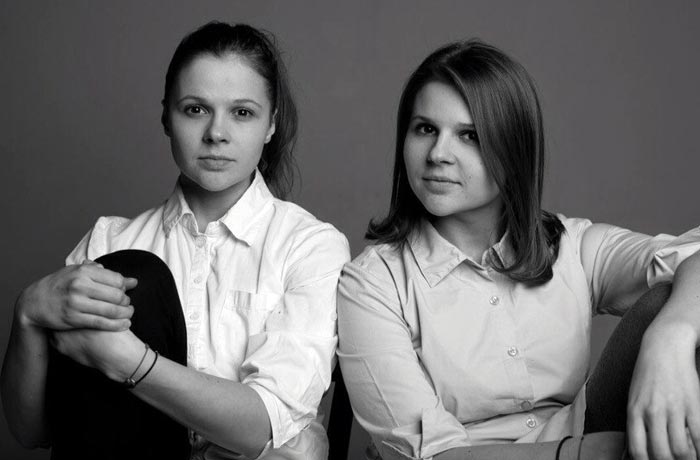 Анна Сизова и сестра Нина Сизова