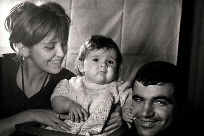 Дарья Шпаликова в детстве с родителями