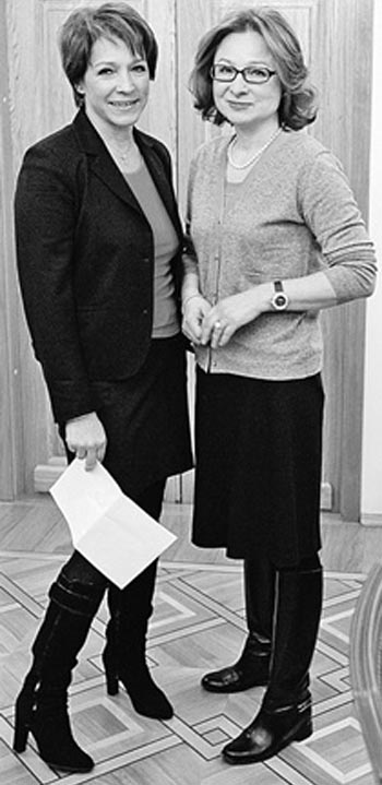 Елена Окулова и сестра Татьяна Юмашева