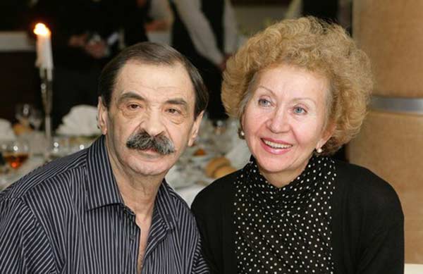 Илья Олейников и жена Ирина 2