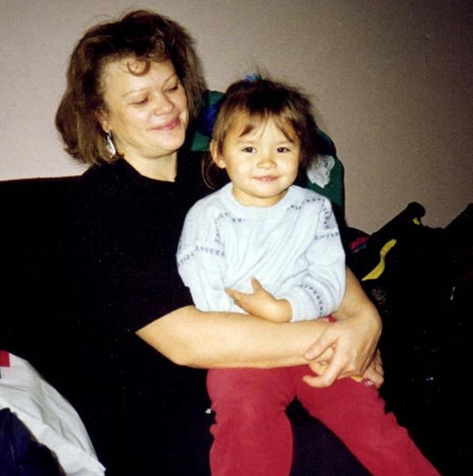 Ксения Шойгу в детстве с мамой