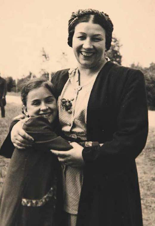 Лидия Русланова и приемная дочь Маргарита