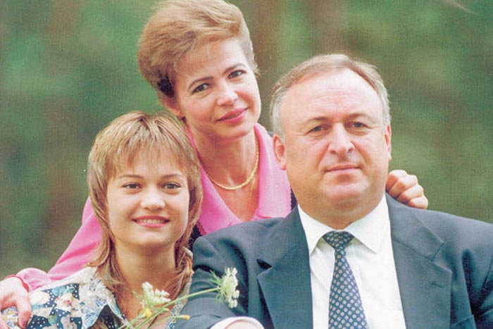 Людмила Турищева и Валерий Борзов с дочерью Татьяной 2