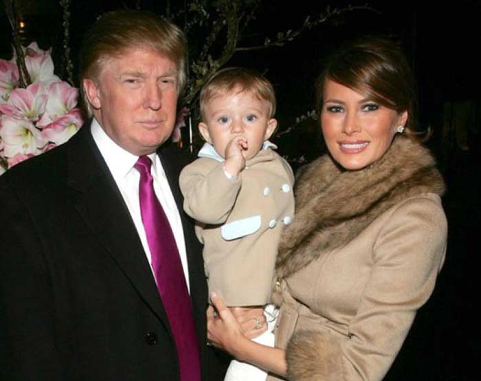 Мелания и Дональд Трамп с сыном 2