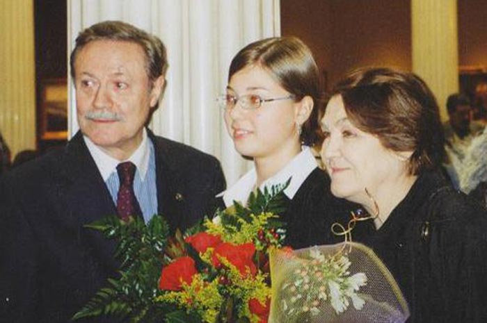 Ольга Соломина и Юрий Соломин с внучкой Александрой