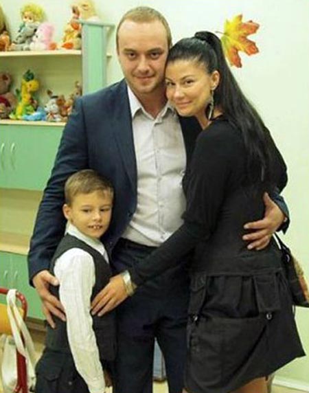 Татьяна Солнцева и Максим Щеголев с сыном Ильей