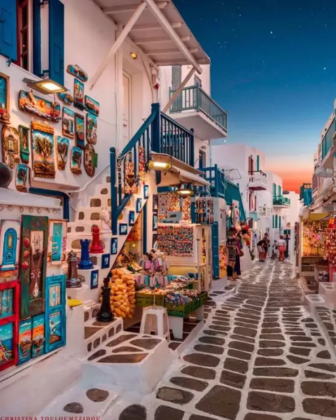 17 отпускных фото из Греции, показывающих ее с менее очевидной стороны