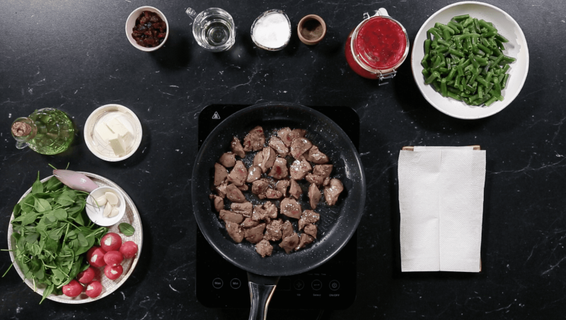 Рецепт недели. Салат с куриной печенью