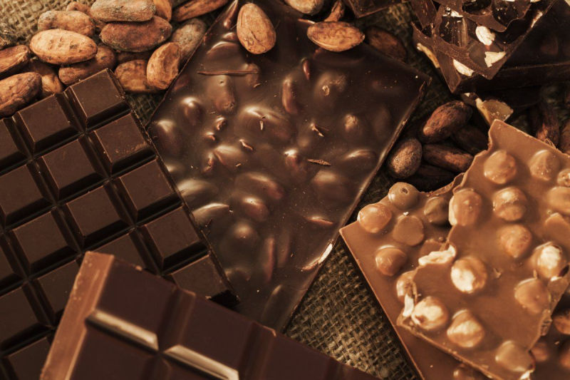 Что с нашим мозгом делают шоколад и майонез